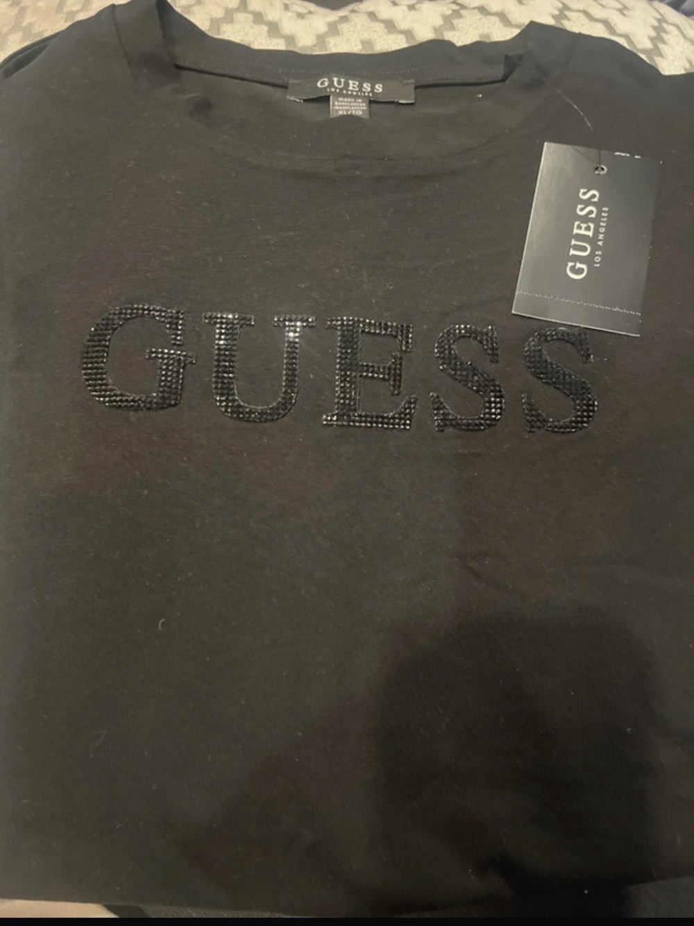 GUESS Men's Black Crewneck t-shirt with Beaded Logo
